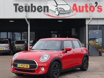 Rood Gebruikt 2019 Mini ONE Hatchback | € 12.985 (Eerlijke prijs)