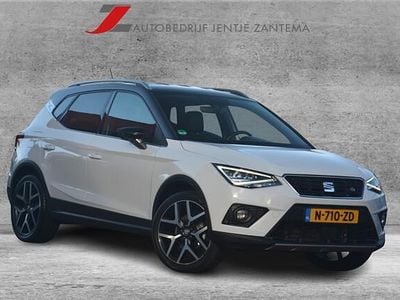 Wit (metallic) Gebruikt 2020 Seat Arona Business SUV | € 13.999 (Eerlijke prijs)