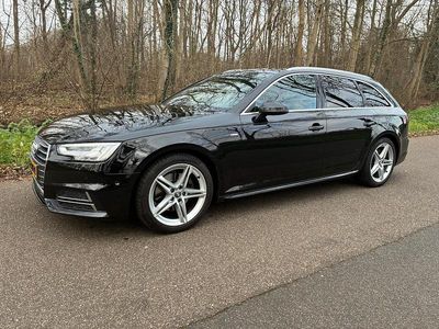 Zwart (metallic) Occasion 2018 Audi A4 S-Line Stationwagen | € 16.500