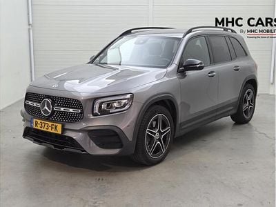 Mercedes GLB180