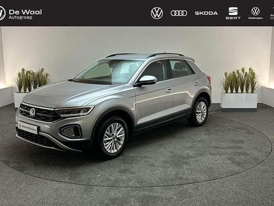 Zilver Gebruikt 2023 VW T-Roc Life SUV | € 24.400 (Goede deal)