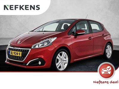 Occasion Peugeot 208 Signature Sky 82 PK (60 kW) 2019 Rood Hatchback