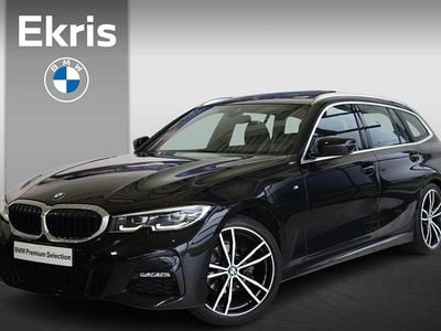 Zwart Gebruikt 2020 BMW 318 Executive Stationwagen | € 32.900 (Duur)
