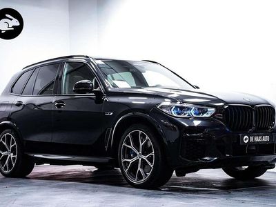 Zwart (metallic) Occasion 2022 BMW X5 M Sport SUV | € 63.850 (Goede deal)