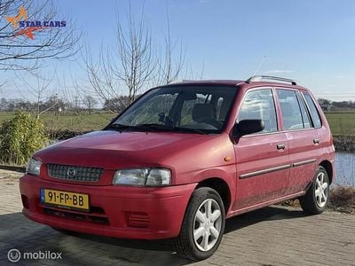 Occasion Mazda Demio 63 PK (46 kW) 2000 Rood Hatchback