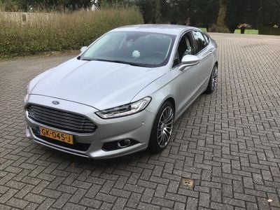 Occasion Ford Mondeo Platinum 161 PK (118 kW) 2015 Grijs Sedan