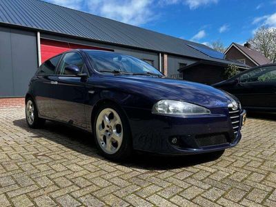 tweedehands Alfa Romeo 147 2.0 TS Distinctive