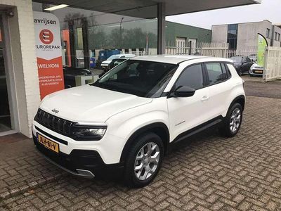 Wit Occasion 2023 Jeep Avenger Altitude SUV | € 20.995 (Goede deal)