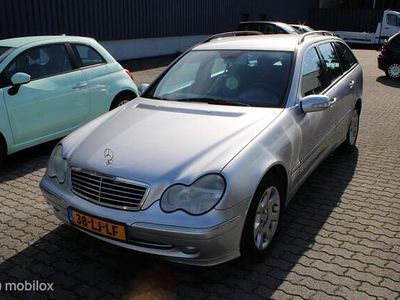 Mercedes C240
