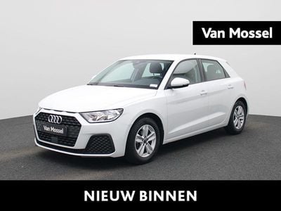 Wit Gebruikt 2023 Audi A1 Sportback Proline Hatchback | € 21.900 (Eerlijke prijs)