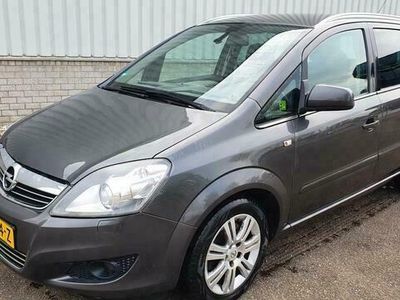 tweedehands Opel Zafira 2.2 Cosmo