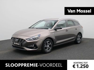 Bruin Gebruikt 2022 Hyundai i30 Stationwagen | € 18.400 (Eerlijke prijs)