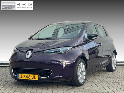 Paars Occasion 2019 Renault Zoe LIMITED Hatchback | € 8.495 (Eerlijke prijs)