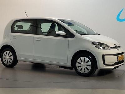 Wit Occasion 2021 VW up! move up! Hatchback | € 8.450 (Goede deal)