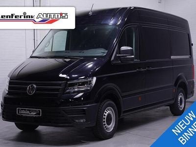 Deep black pearl effect (lc9x) Occasion 2024 VW Crafter Van | € 46.800 (Iets duurder)
