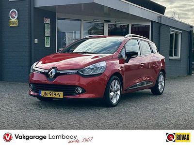 Rood (metallic) Occasion 2016 Renault Clio GrandTour LIMITED Stationwagen | € 8.750 (Eerlijke prijs)