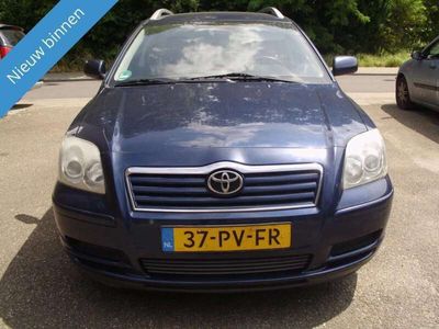 tweedehands Toyota Avensis 1.8 VVT-I WAGON LEER AIRCO TERKHAAK EXPORT