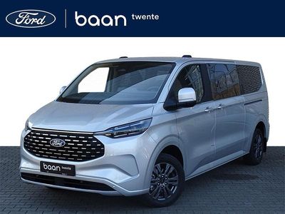 Nieuw Ford Tourneo Titanium 233 PK (171 kW) 2025 Zilver Van