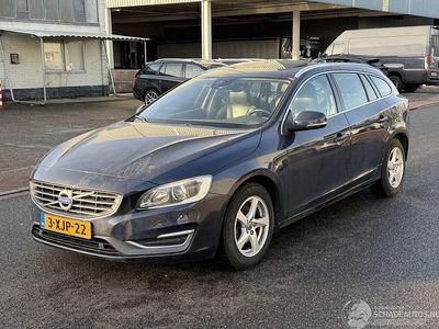 Blauw Occasion 2014 Volvo V60 Summum Stationwagen | € 3.750
