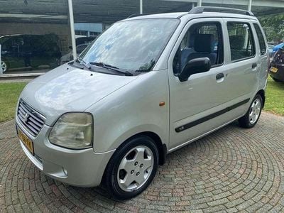 Grijs, metallic lak Occasion 2001 Suzuki Wagon R+ GL MPV | € 2.400 (Duur)