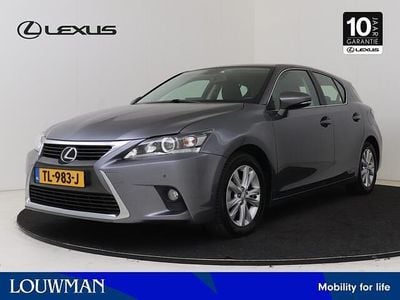 Lexus CT200h