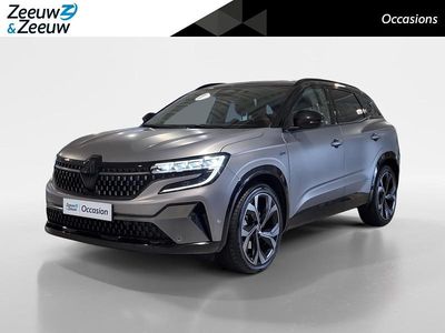 Grijs Occasion 2025 Renault Austral Techno Esprit Alpine SUV | € 37.940 (Eerlijke prijs)