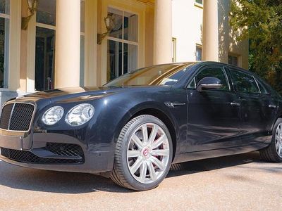 Blauw (metallic) Gebruikt 2017 Bentley Continental GT Sedan | € 95.000