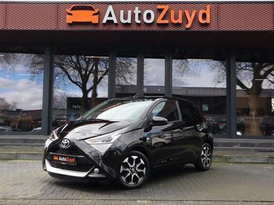 tweedehands Toyota Aygo 1.0 VVT-i x-play Camera / Clima / DAB / CarPlay