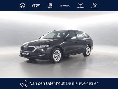 Zwart Occasion 2024 Skoda Octavia Business Line Stationwagen | € 32.740 (Iets duurder)