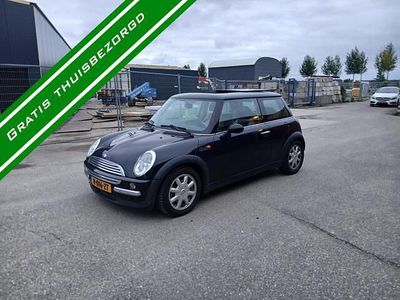 Zwart Gebruikt 2002 Mini Cooper Hatchback | € 2.250 (Eerlijke prijs)