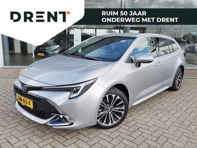 Zilver Gebruikt 2025 Toyota Corolla Hybrid Plus Stationwagen | € 33.895