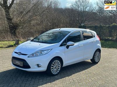 tweedehands Ford Fiesta 1.4 Titanium CRUISECONTROL I PDC I CLIMA I 97PK!