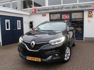 Zwart Occasion 2022 Renault Kadjar Intens SUV | € 10.950 (Super prijs)