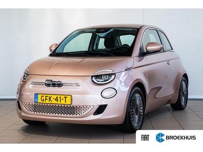 Rood Gebruikt 2024 Fiat 500e Urban Hatchback | € 20.990 (Duur)