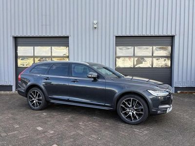 Volvo V90 CC