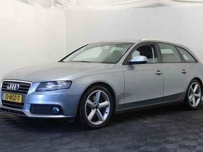 Grijs Occasion 2010 Audi A4 Business Stationwagen | € 3.999 (Duur)