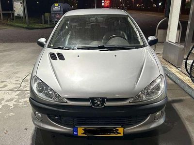 Occasion Peugeot 206 Premium 75 PK (55 kW) 2003 Grijs Hatchback