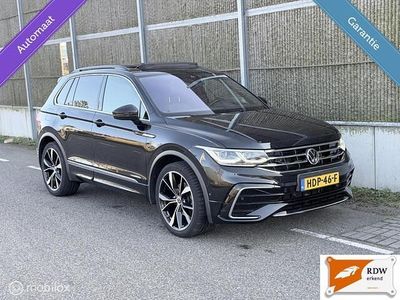 Zwart Occasion 2020 VW Tiguan Business+ SUV | € 39.999 (Duur)