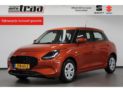 Oranje Nieuw 2025 Suzuki Swift Comfort Hatchback | € 22.950