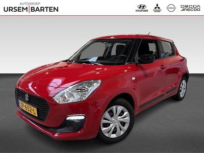 Rood Occasion 2019 Suzuki Swift Comfort Hatchback | € 10.930 (Eerlijke prijs)