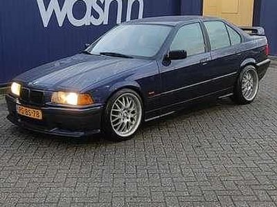 Blauw Occasion 1996 BMW 316 Sedan | € 4.950