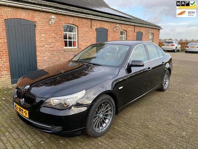 BMW 523
