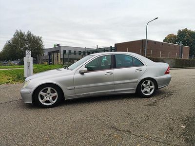 Mercedes C240