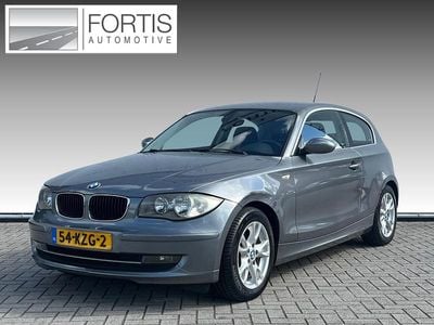 Grijs Gebruikt 2010 BMW 118 Comfort Edition Hatchback | € 4.395 (Goede deal)
