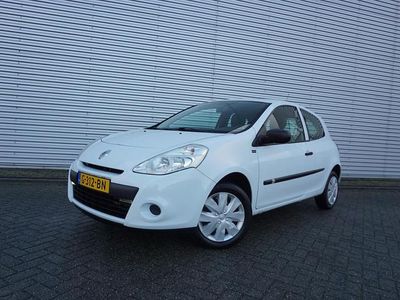 Hatchback Occasion 2012 Renault Clio IV Night&Day Hatchback | € 4.250 (Eerlijke prijs)