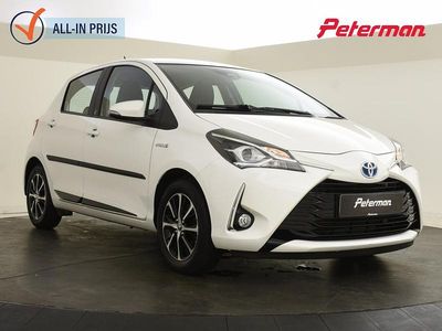 Occasion Toyota Yaris Hybrid Design 101 PK (74 kW) 2017 Wit Hatchback