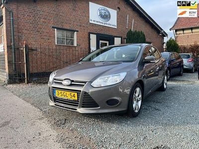 Bruin Occasion 2013 Ford Focus Trend Hatchback | € 4.950 (Goede deal)