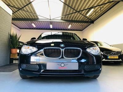 Zwart (metallic) Gebruikt 2013 BMW 116 Sport Line Hatchback | € 8.599 (Goede deal)
