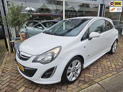 Wit Gebruikt 2014 Opel Corsa Design Edition Hatchback | € 7.950 (Duur)