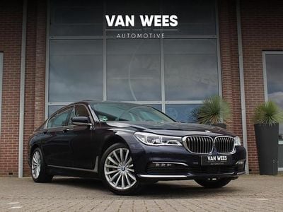 Blauw Gebruikt 2017 BMW 740 Executive Sedan | € 36.950 (Eerlijke prijs)